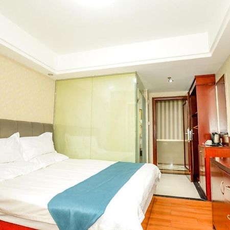 Ji Hotel Shanghai Hongqiao Gubei Fortune Center Exterior photo