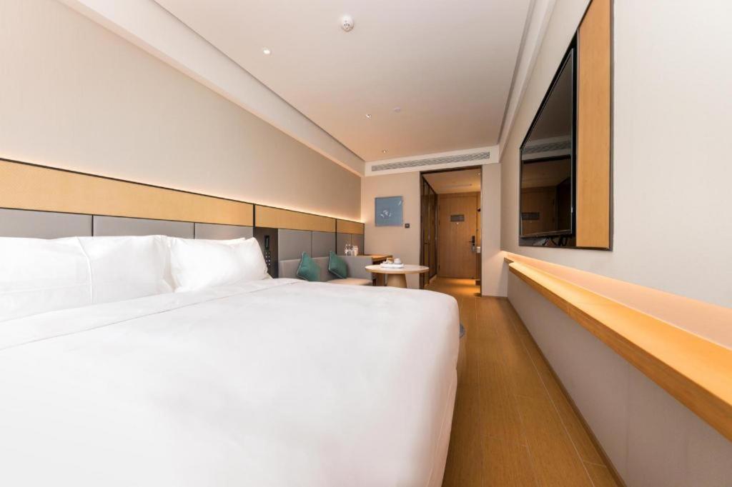 Ji Hotel Shanghai Hongqiao Gubei Fortune Center Exterior photo